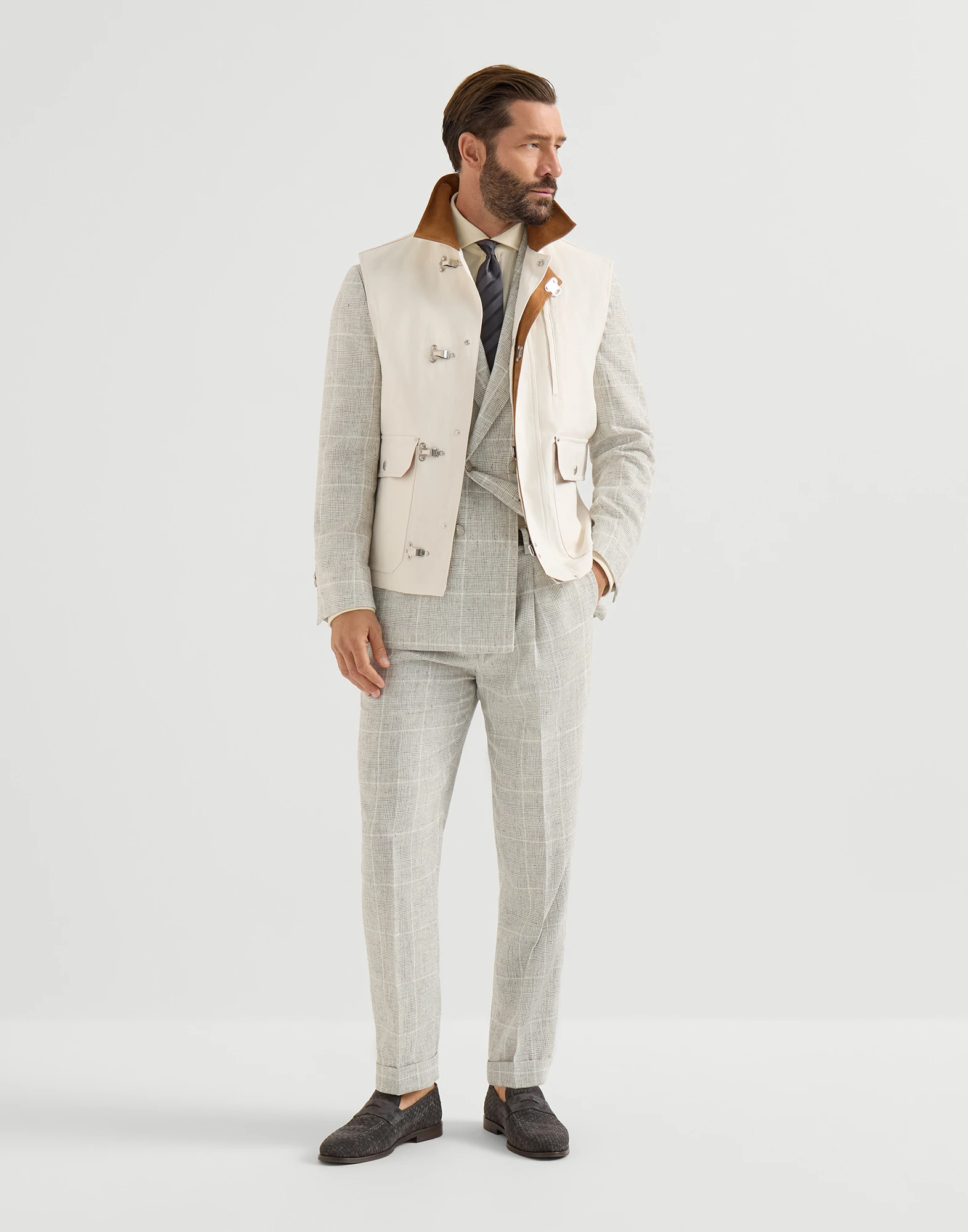 1041-linen-prince-of-wales-one-and-a-half-breasted-deconstructed-blazer-with-metal-buttons-5.webp Linen Prince of Wales one-and-a-half breasted deconstructed blazer with metal buttons