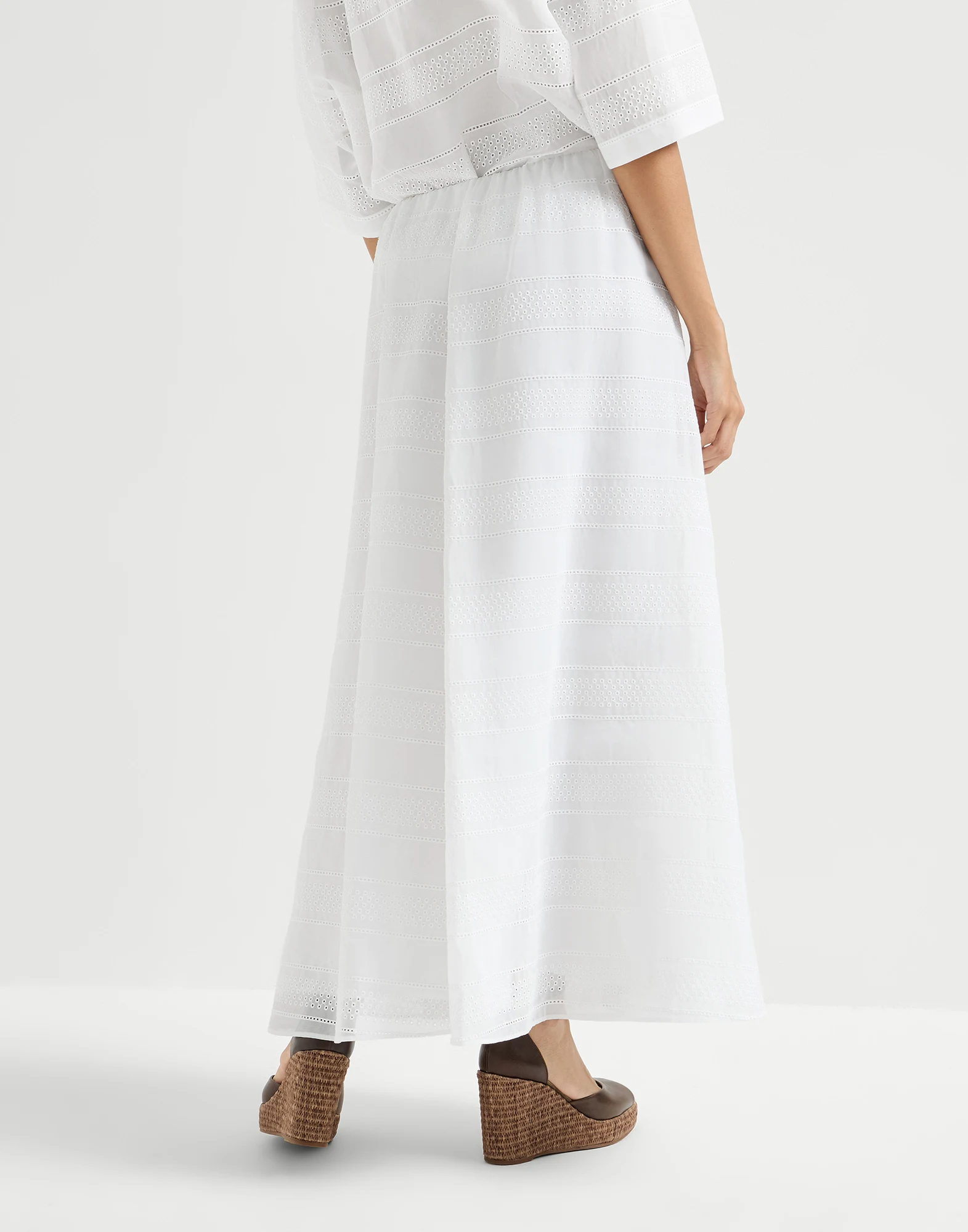 1168-cotton-organza-broderie-anglaise-skirt-2.webp Cotton organza broderie anglaise skirt