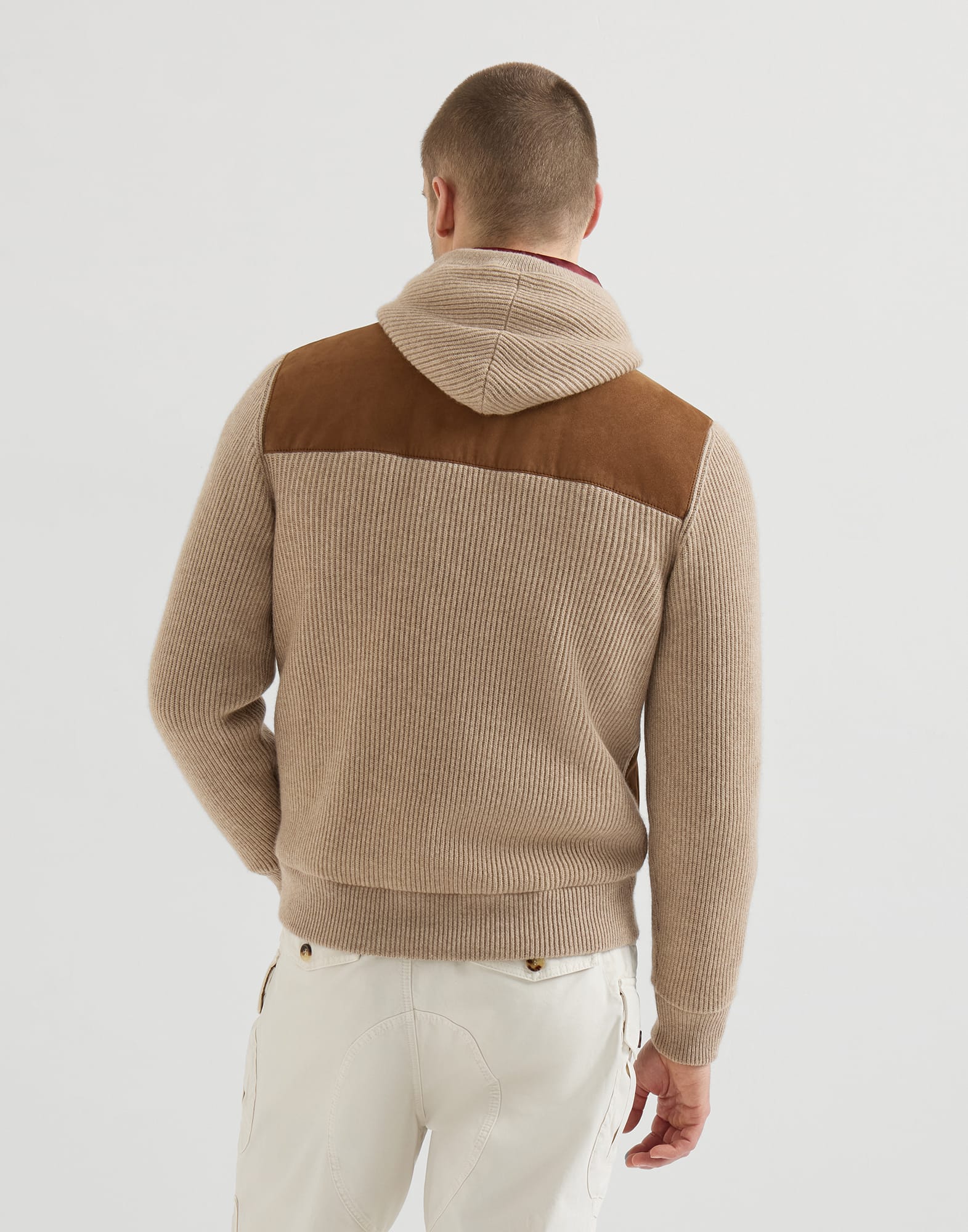 1262-bomber-en-piel-de-ante-y-punto-de-cachemir-con-capucha-y-relleno-de-thermore-2.jpg Bomber en piel de ante y punto de cachemir con capucha y relleno de Thermore®