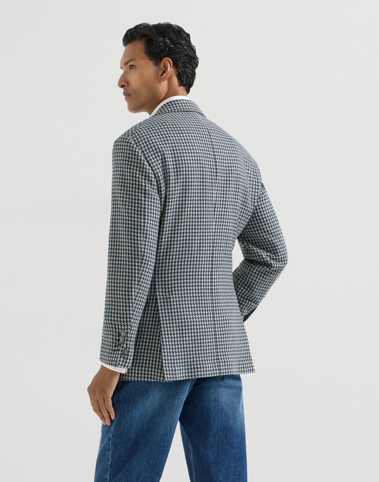 Cashmere macro houndstooth Tailor blazer with peak lapels and metal buttons