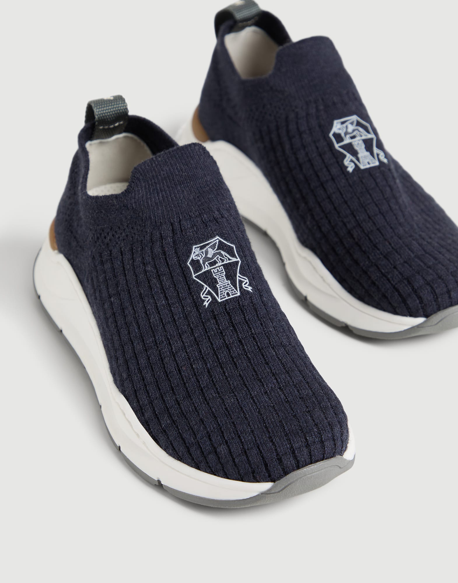 Techno cotton slip-on runners with embroidered logo