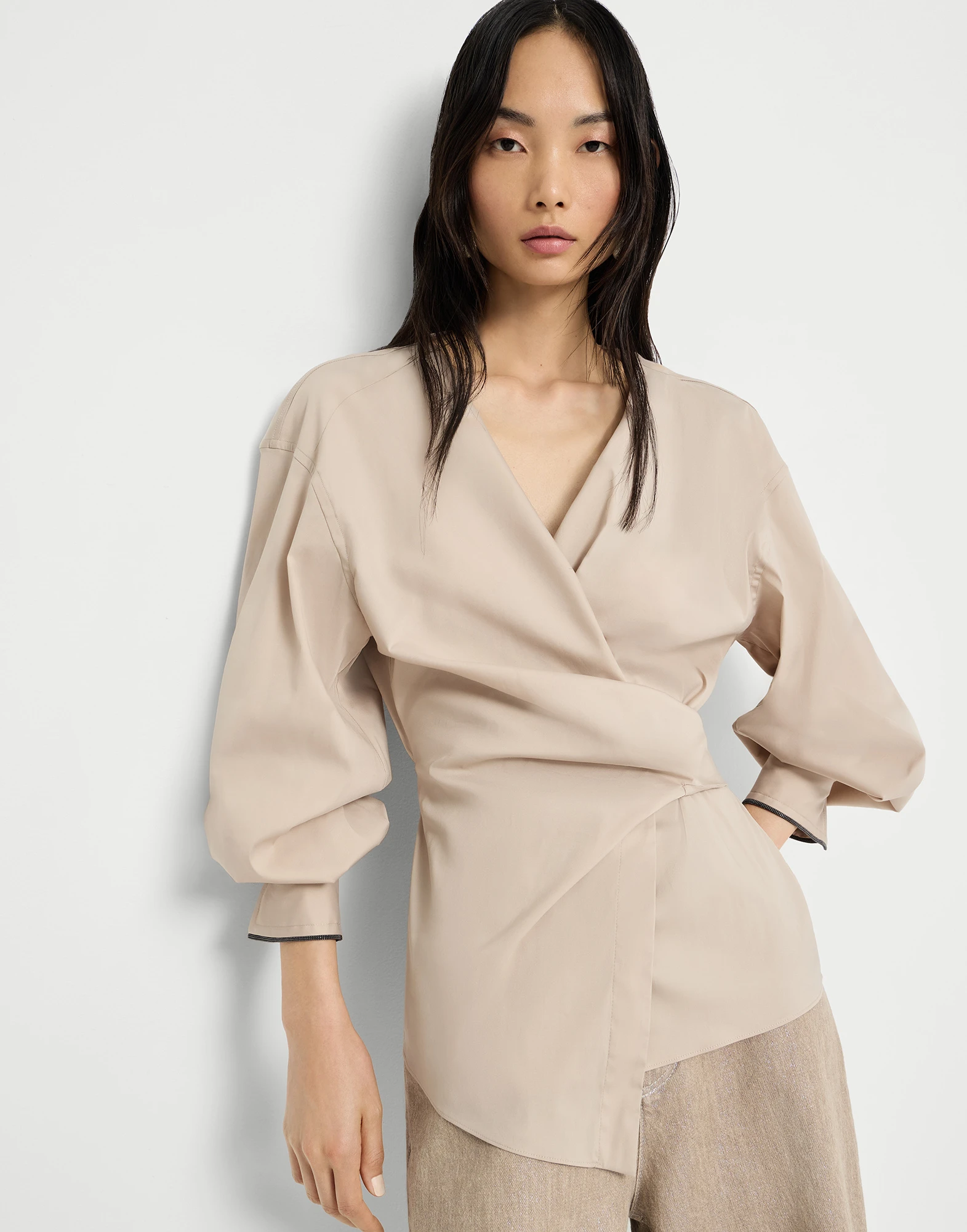 Stretch cotton poplin shirt with shiny cuffs