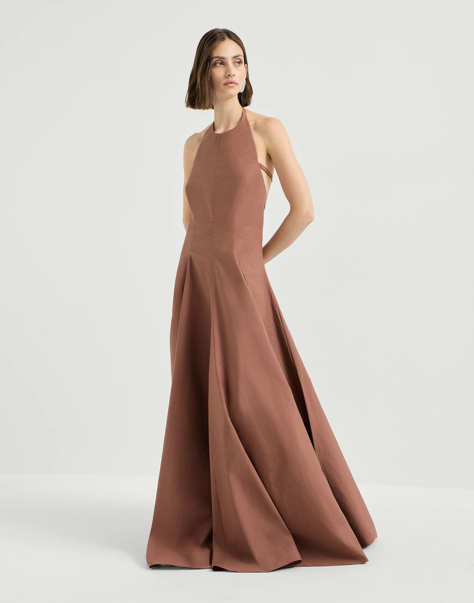 Vestido Halterneck en popelina de algodón técnico