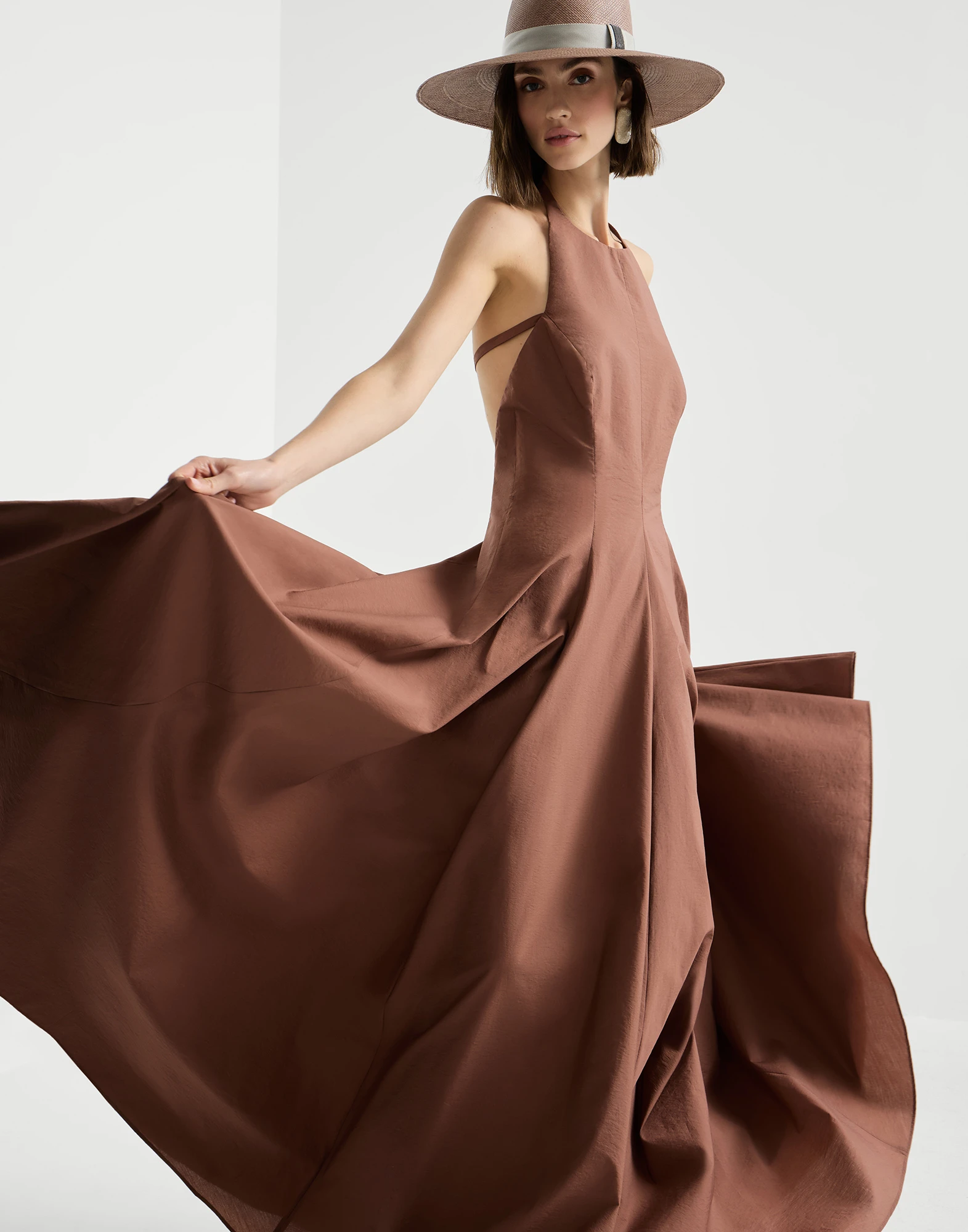 Vestido Halterneck en popelina de algodón técnico