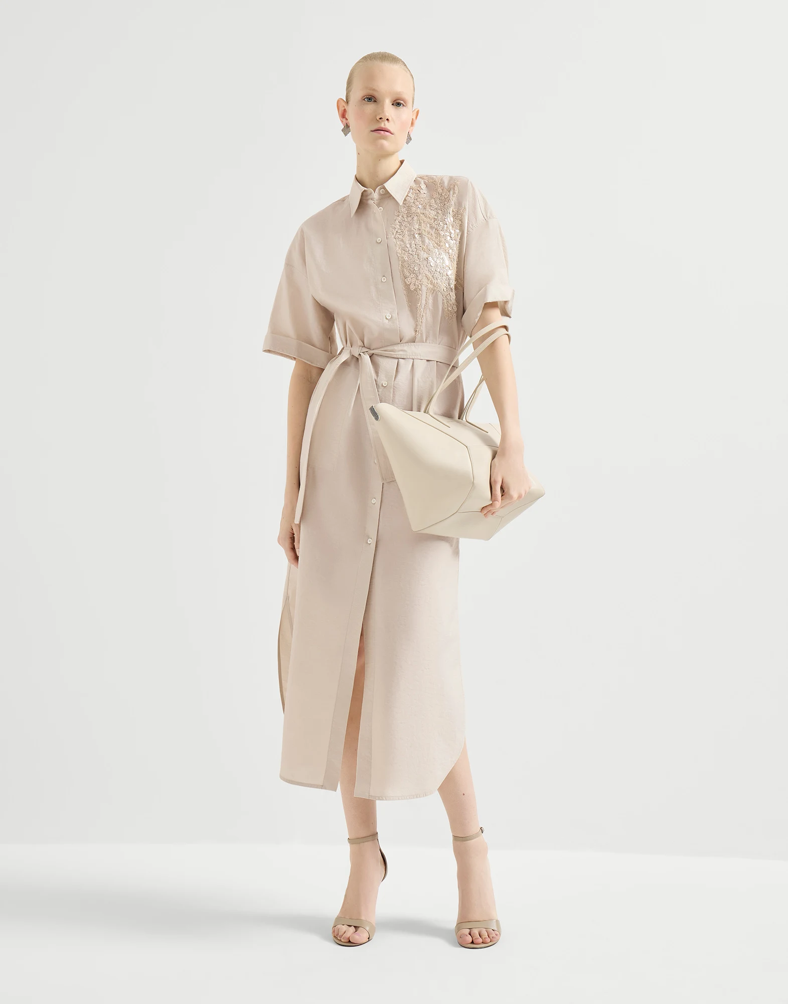 2042-techno-cotton-poplin-dress-with-dazzling-seabed-embroidery-5.webp Techno cotton poplin dress with dazzling seabed embroidery