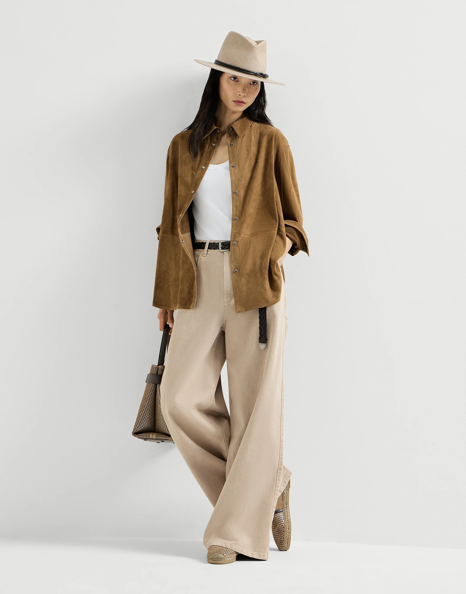 Pantalón Relaxed en denim teñido con Monile