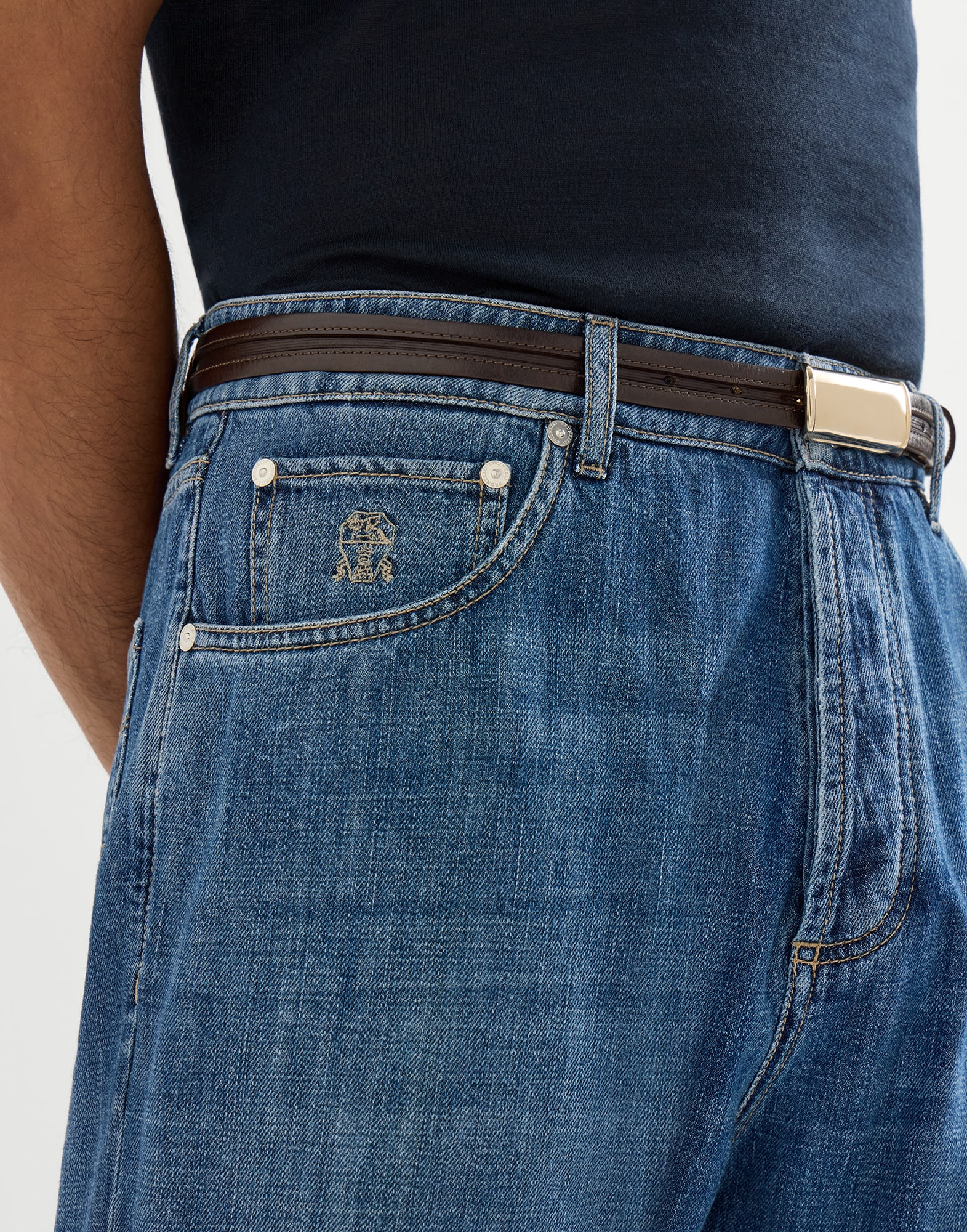 2517-lightweight-denim-five-pocket-trousers-3.jpg Lightweight denim five-pocket trousers