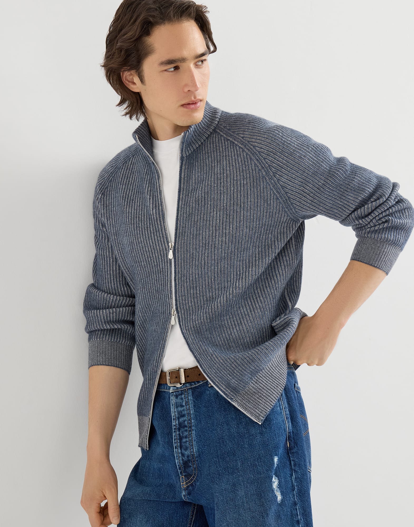 271-cashmere-vanise-english-rib-high-neck-cardigan-with-zipper-4.jpg Cashmere vanisé English rib high-neck cardigan with zipper