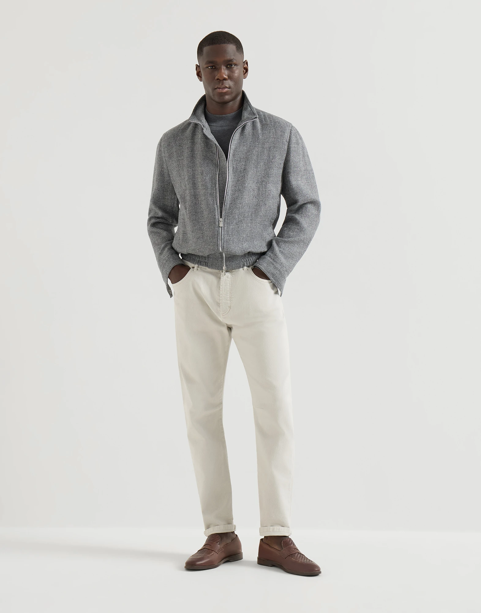 Pantalón de cinco bolsillos de denim confort teñido en prenda