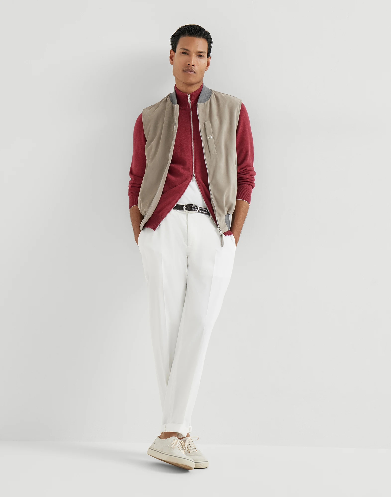 Garment-dyed Italian fit trousers in American Pima comfort cotton gabardine