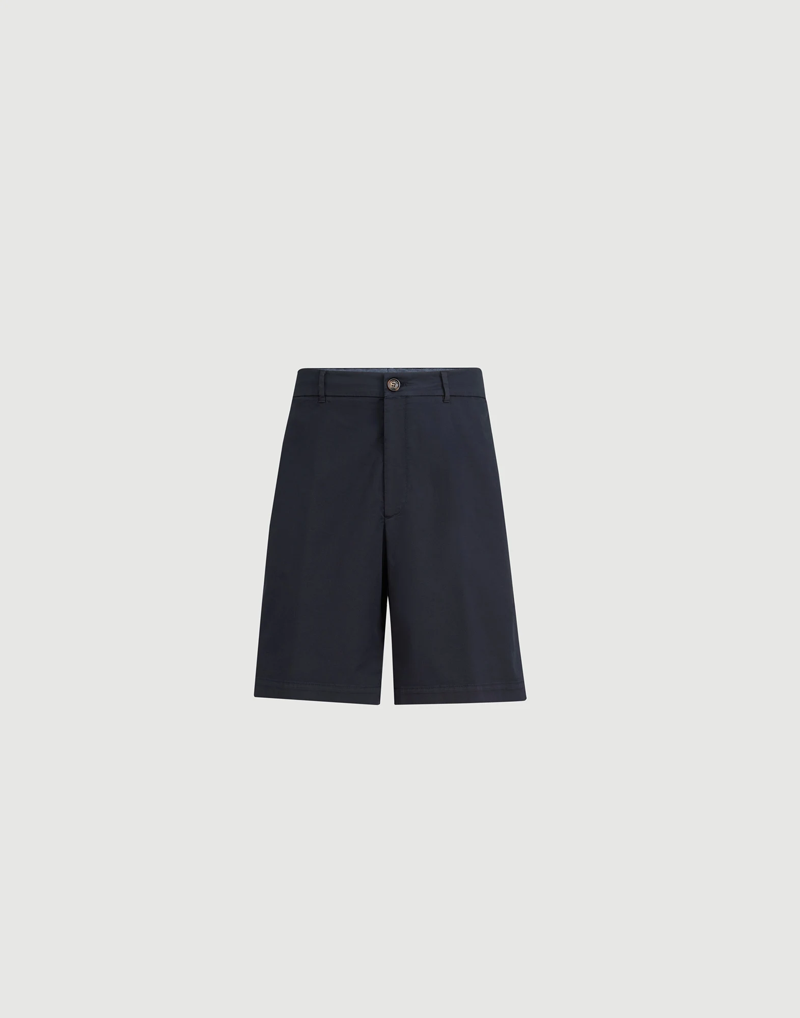 Garment-dyed Bermuda shorts in American Pima cotton comfort gabardine