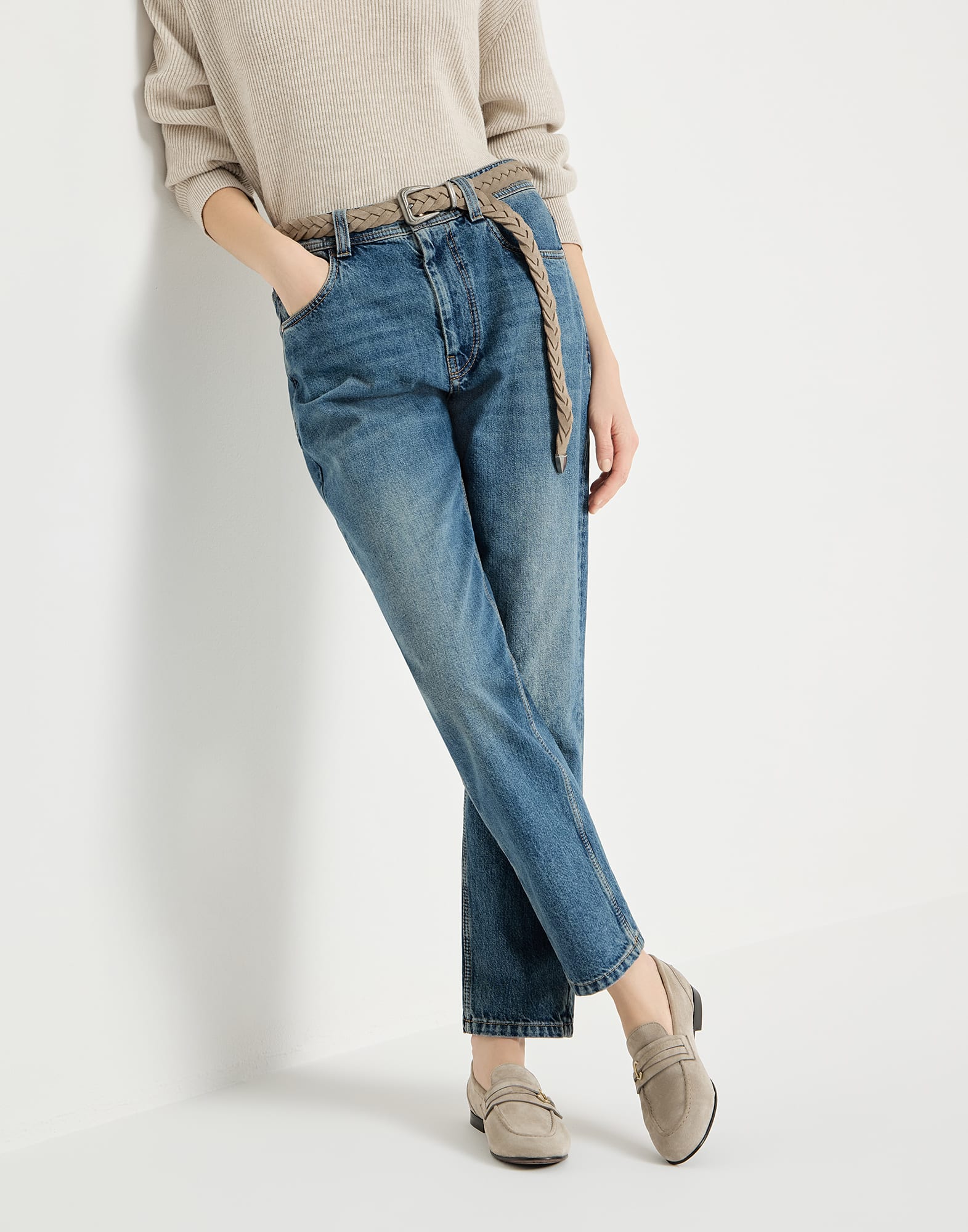 2901-authentic-denim-baggy-tapered-trousers-4.jpg Authentic denim baggy tapered trousers