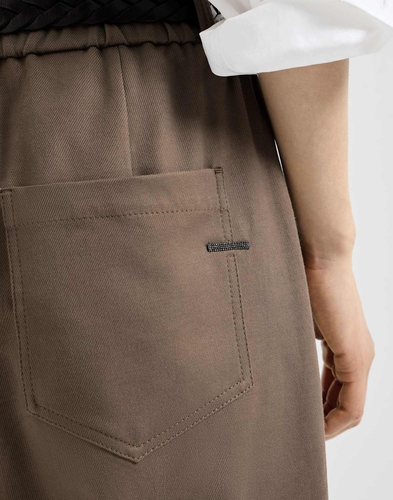 2925-stretch-cotton-cover-baggy-pull-on-trousers-with-shiny-bartack-3.jpg Stretch cotton cover baggy pull-on trousers with shiny bartack