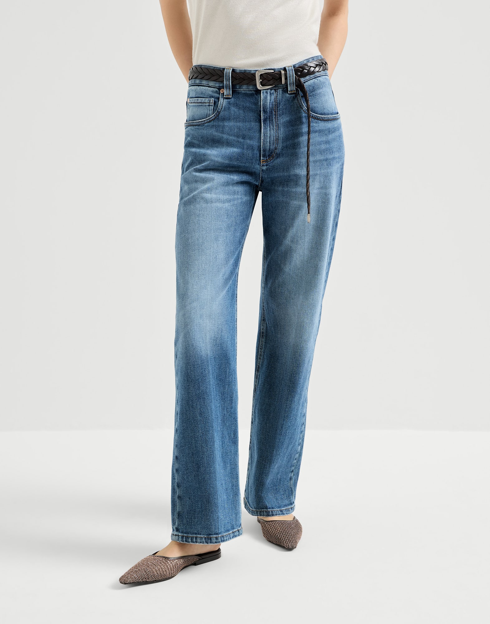 Pantalón Contemporary Loose en denim de algodón confort con Monile