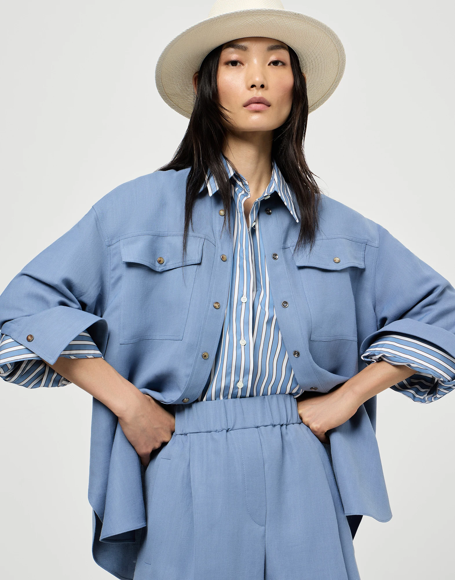 Camisa en sarga Fluid de viscosa y lino