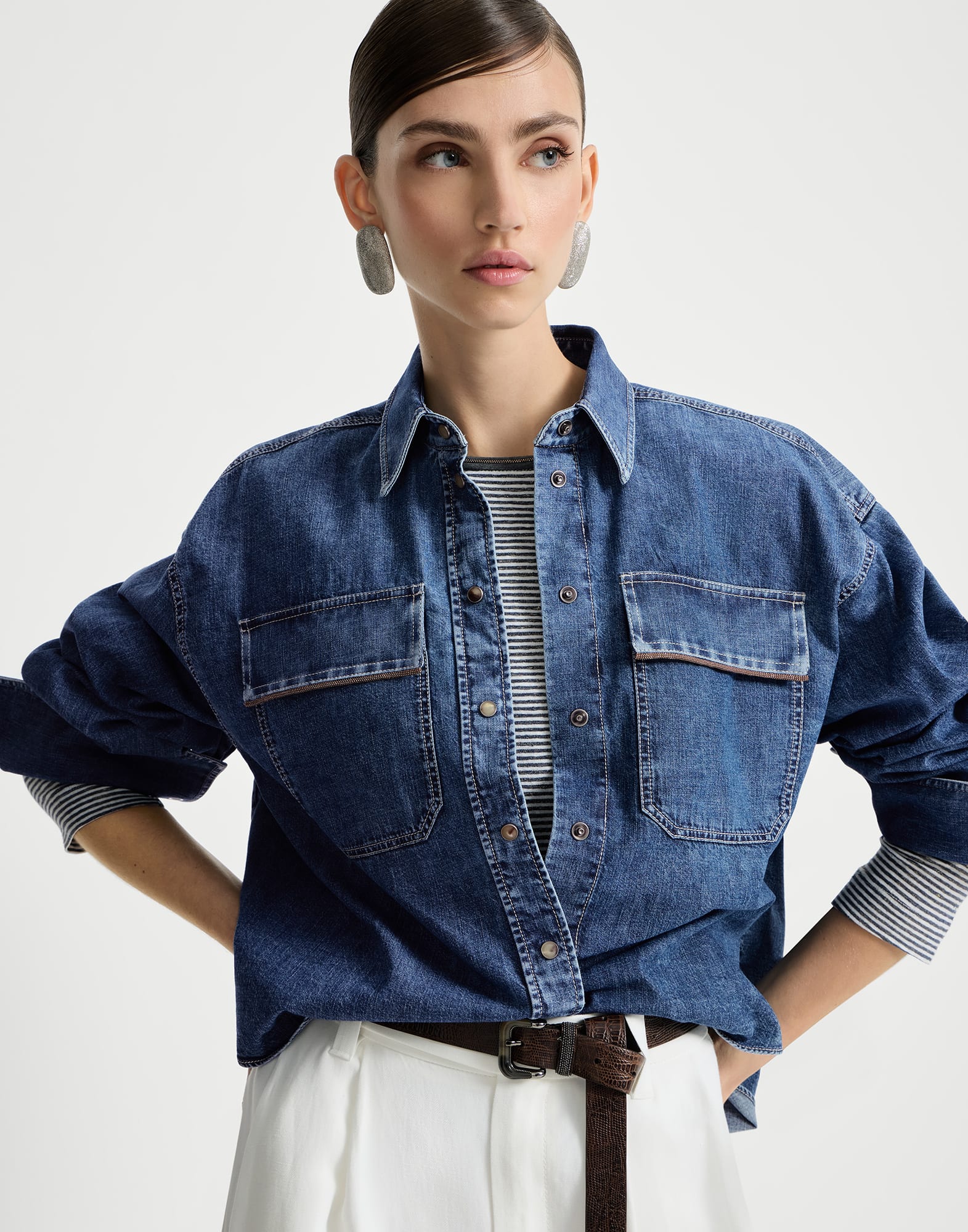 Lightweight denim shirt with shiny pockets