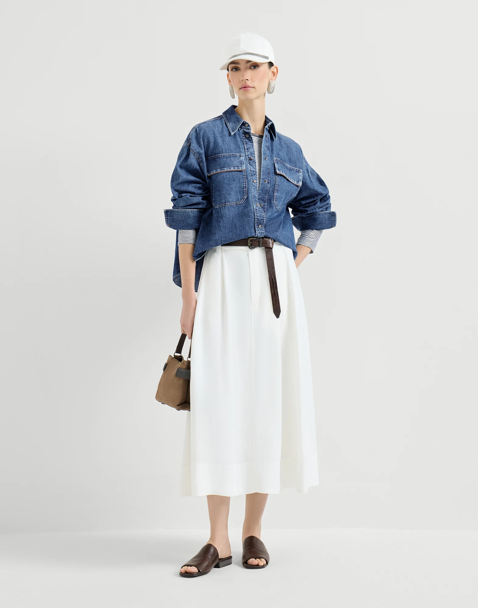 Lightweight denim shirt with shiny pockets