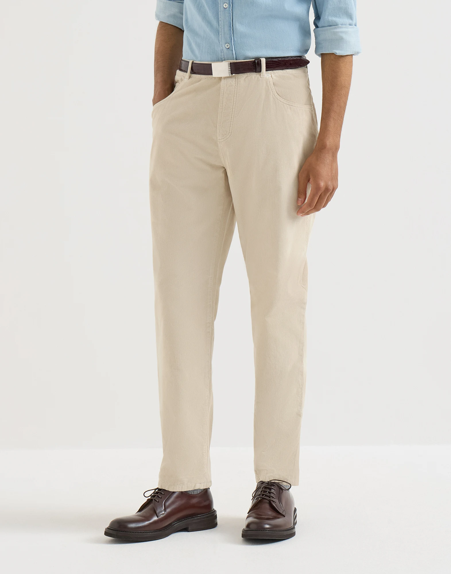 Garment-dyed five-pocket trousers in cotton narrow wale corduroy