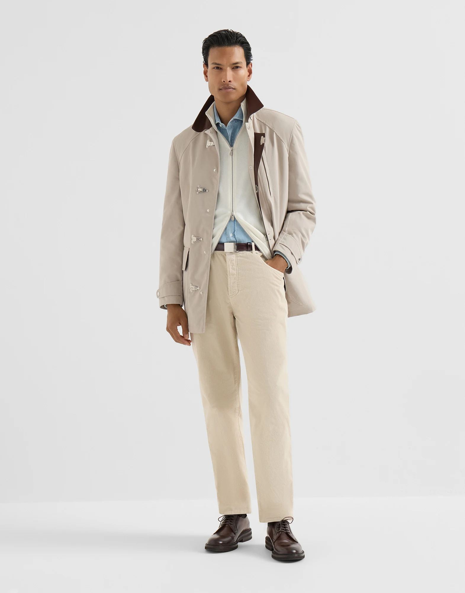 376-garment-dyed-five-pocket-trousers-in-cotton-narrow-wale-corduroy-5.webp Garment-dyed five-pocket trousers in cotton narrow wale corduroy