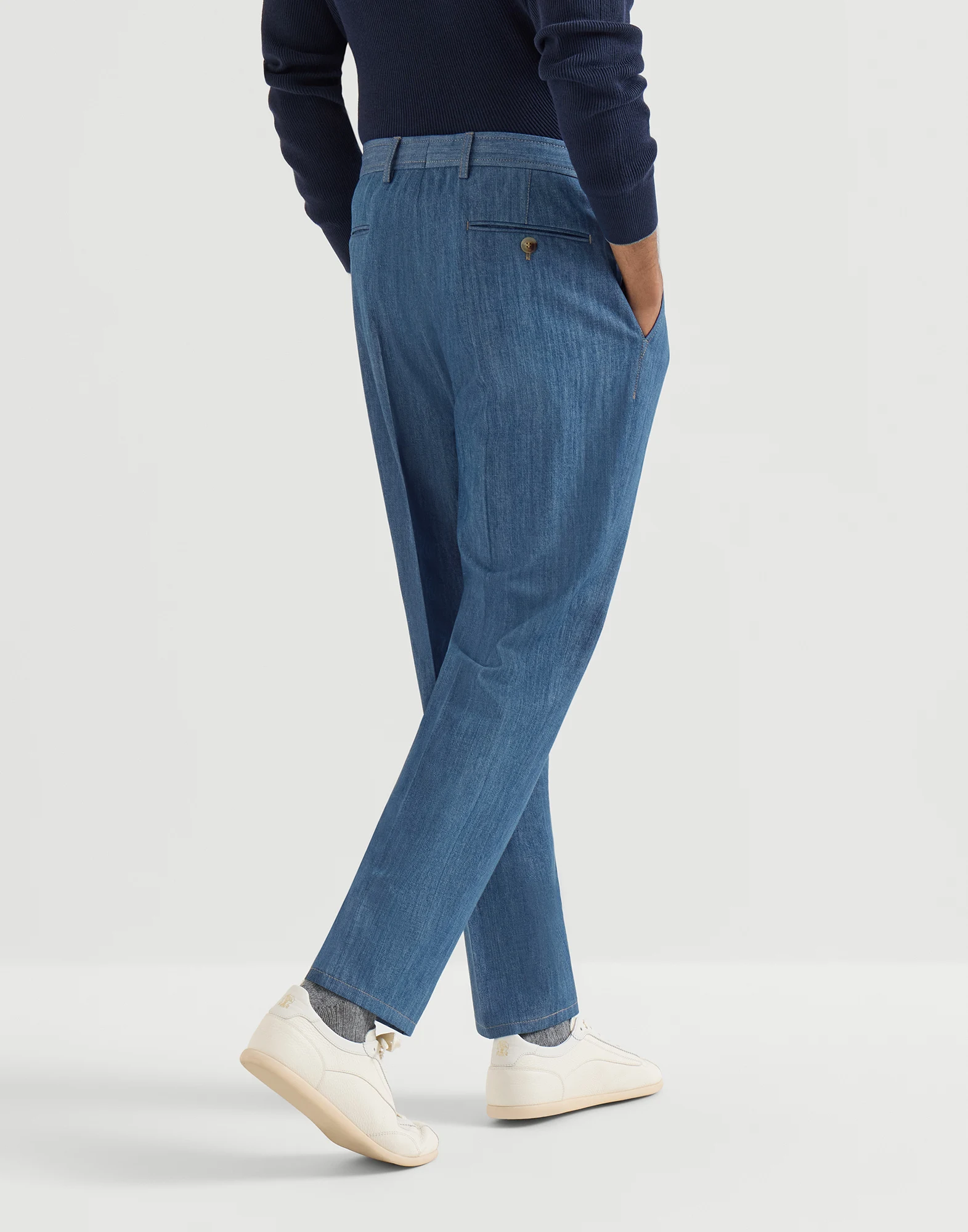 Lightweight denimtrousers with double pleats